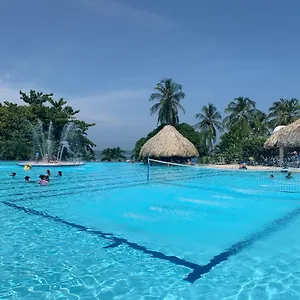 * * Magnifico * * Apto En La Playa * *costazul 405 , Santa Marta (Magdalena) Colombia