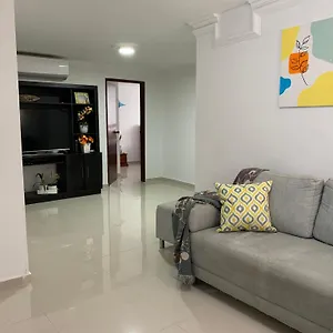 En Compartido Al Frente Del Cc Unico , Barranquilla (Atlantico) Colombia